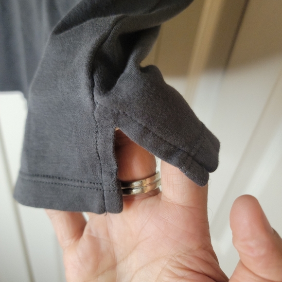 Calvin Klein men's polo size M. - Picture 3 of 3